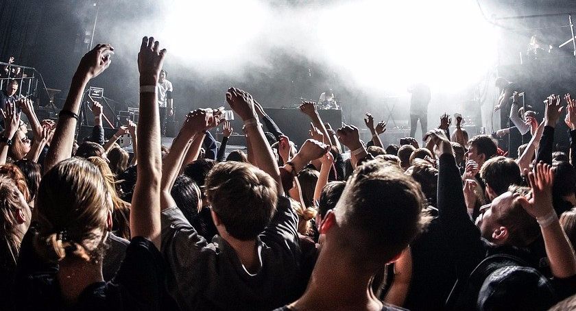 Obowiązkowa weryfikacja zaszczepionych na koncertach plenerowych