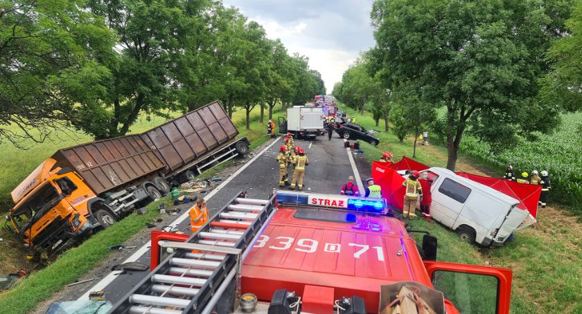Kolejne fakty tragicznego karambolu w Magnicach