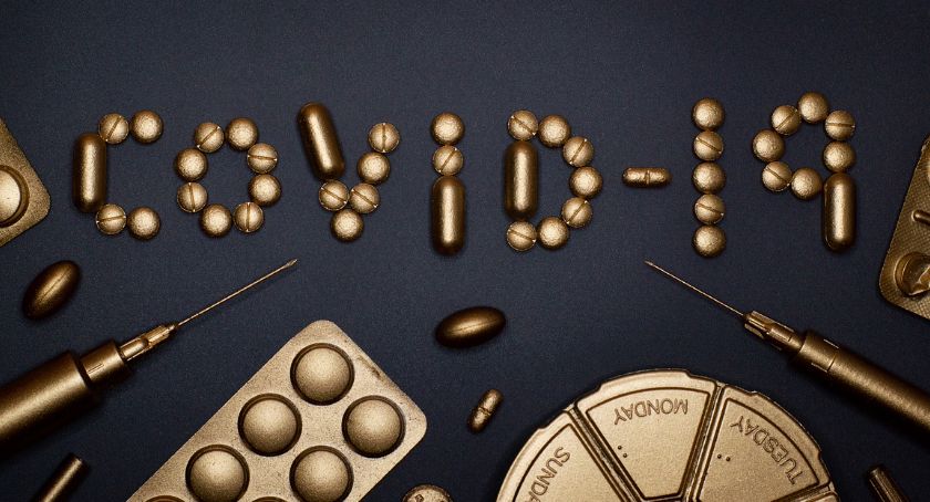 Lek na COVID-19 w Polsce jeszcze w grudniu