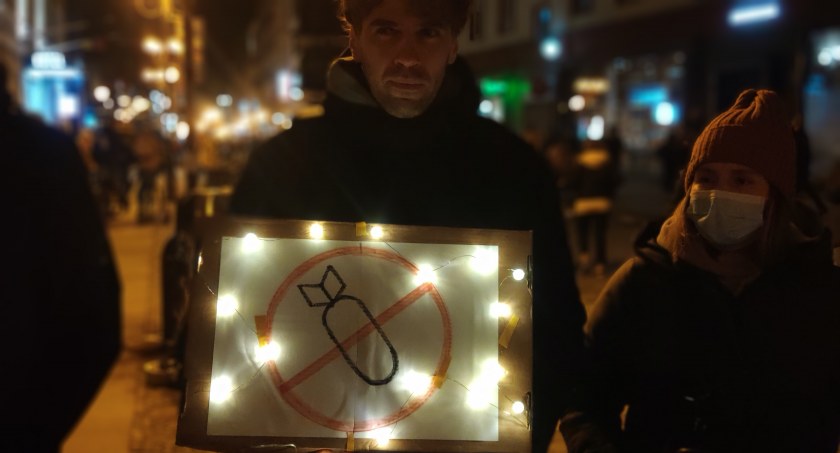 Wrocław solidarny z Ukrainą. Relacja z wczorajszego spotkania pod Pręgierzem