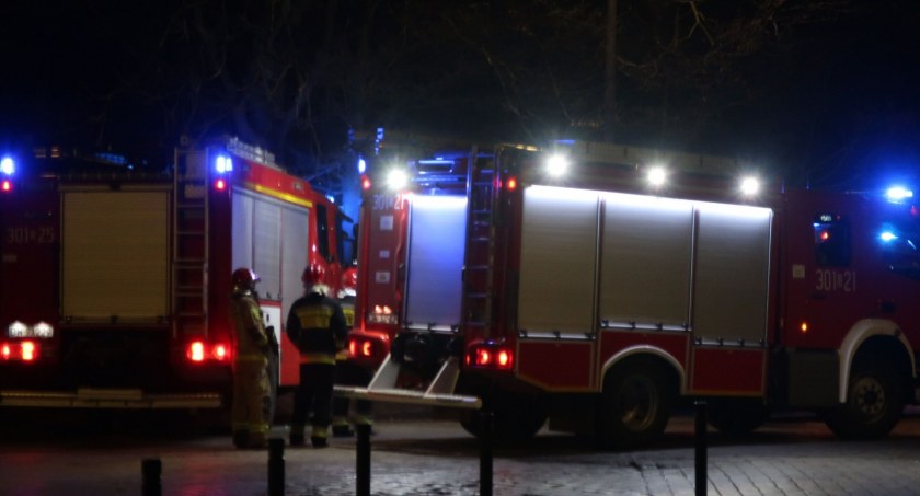 Tragedia na wrocławskim Gaju. W pożarze mieszkania przy ulicy Ślicznej zginął mężczyzna - zdjęcie ilustracyjne