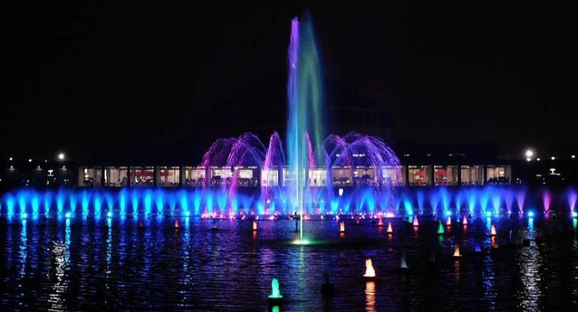Wracają pokazy fontanny multimedialnej