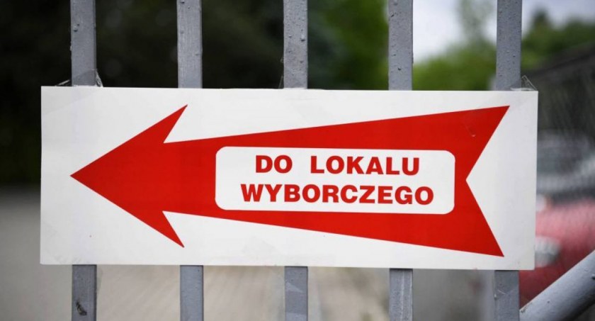 Dłuższa kadencja samorządów. Projekt ustawy jest gotowy.