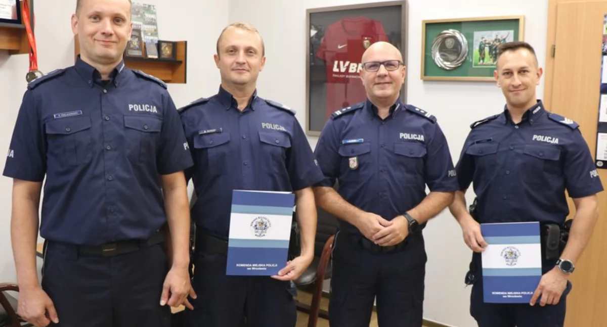 Interwencje, Wrocławscy policjanci narazili swoje życie żeby ratować innych - zdjęcie, fotografia