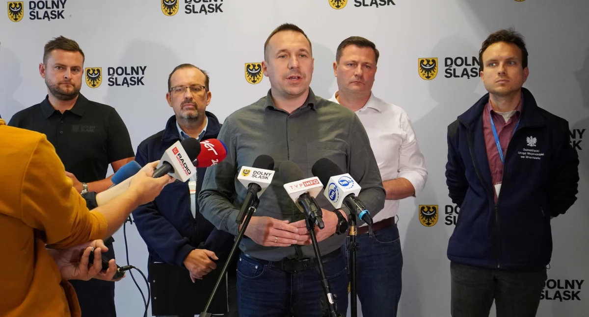 24wroclaw, Współpraca odbudowie powodzi - zdjęcie, fotografia