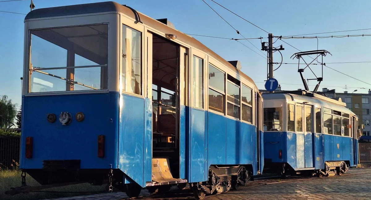 24wroclaw, Mikołajki zabytkowym tramwajem - zdjęcie, fotografia