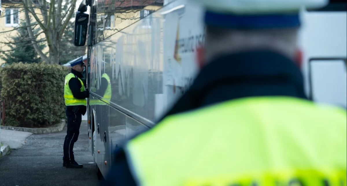 24wroclaw, Zgłoś autokar kontroli! - zdjęcie, fotografia