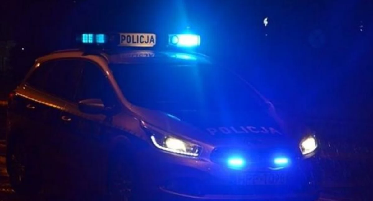 Interwencje, zdezorientowany latek środku ruchliwej Szybka reakcja policji uratowała życie pacjenta jednej wrocławskich placówek medycznych - zdjęcie, fotografia