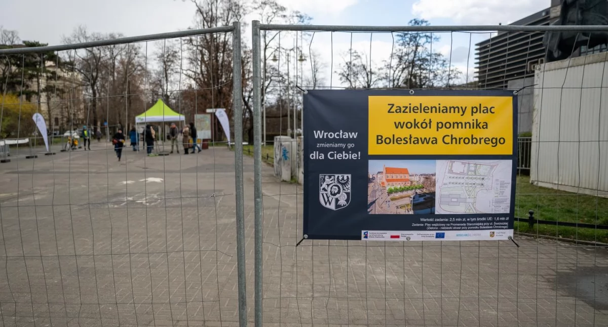 Miasto, Kolejna zielono niebieska inwestycja zmieni oblicze centrum Wrocławia razem beton zniknie placu pomniku Bolesława Chrobrego! - zdjęcie, fotografia