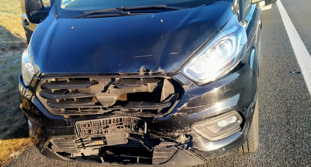 Autostrada A4, Poranne utrudnienia kolizje kilometrze autostrady kierunku Katowic Kierowca ciężarówki nawet zatrzymał - zdjęcie, fotografia
