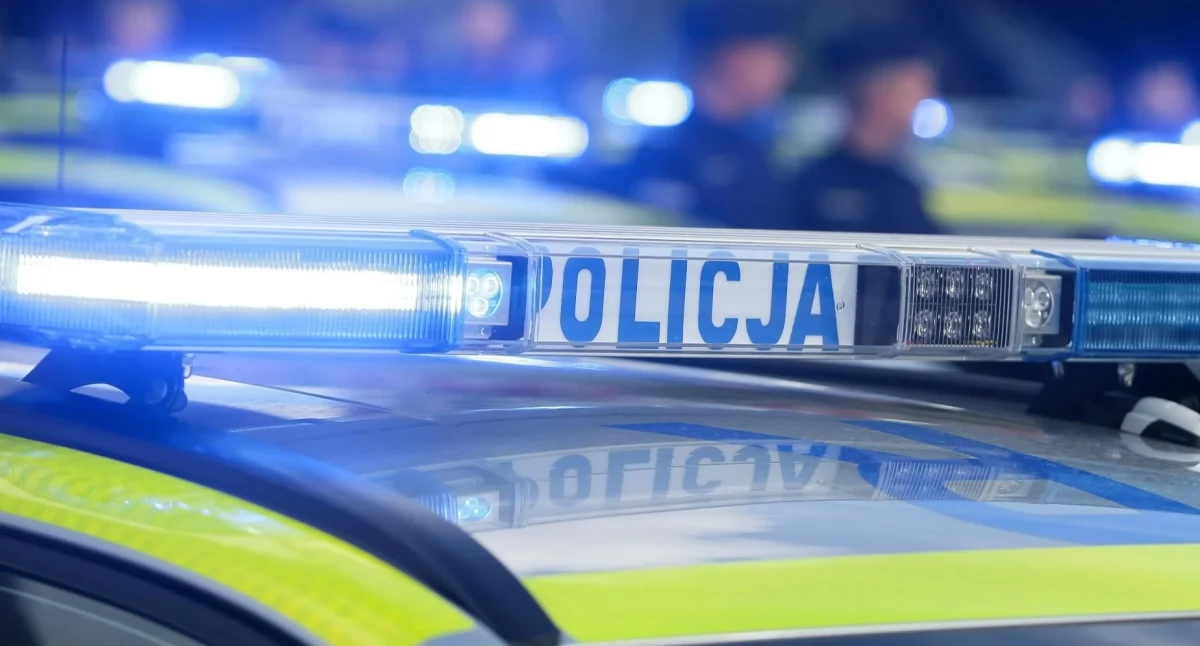 Interwencje, Strzały broni brutalny napad centrum handlowym Wrocławiu Obywatel Rumunii ciężkimi obrażeniami trafił szpitala - zdjęcie, fotografia