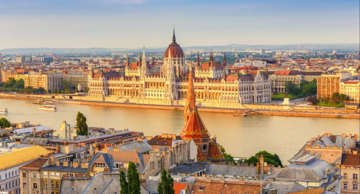24wroclaw, Wrocławia Budapesztu! Kolejne połączenie Portu Lotniczego Wrocław - zdjęcie, fotografia