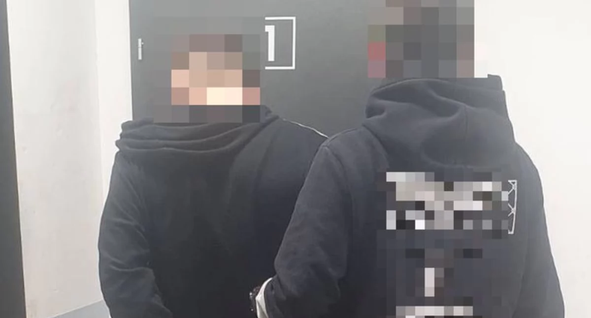 Interwencje, Chciał podpalić budynek wielorodzinny Karpaczu latek został zatrzymany przez policję - zdjęcie, fotografia