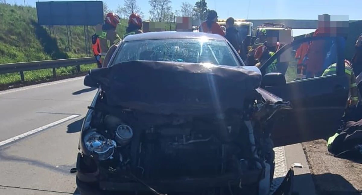 Autostrada A4, Karambol autostradzie Siedem osób zostało poszkodowanych miejscu lądował - zdjęcie, fotografia