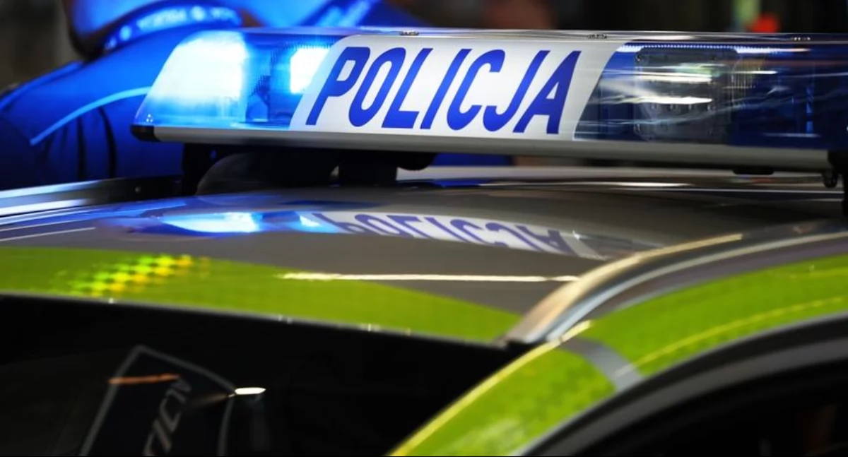 Interwencje, Pijany motocyklista zgłodniał podjechał drive Został zatrzymany dzięki reakcji pracownicy lokalu - zdjęcie, fotografia