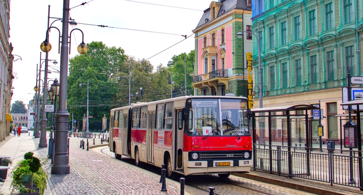 24wroclaw, Kolejny weekend Wrocławskimi Liniami Turystycznymi historyczne pojazdy znów trasach - zdjęcie, fotografia