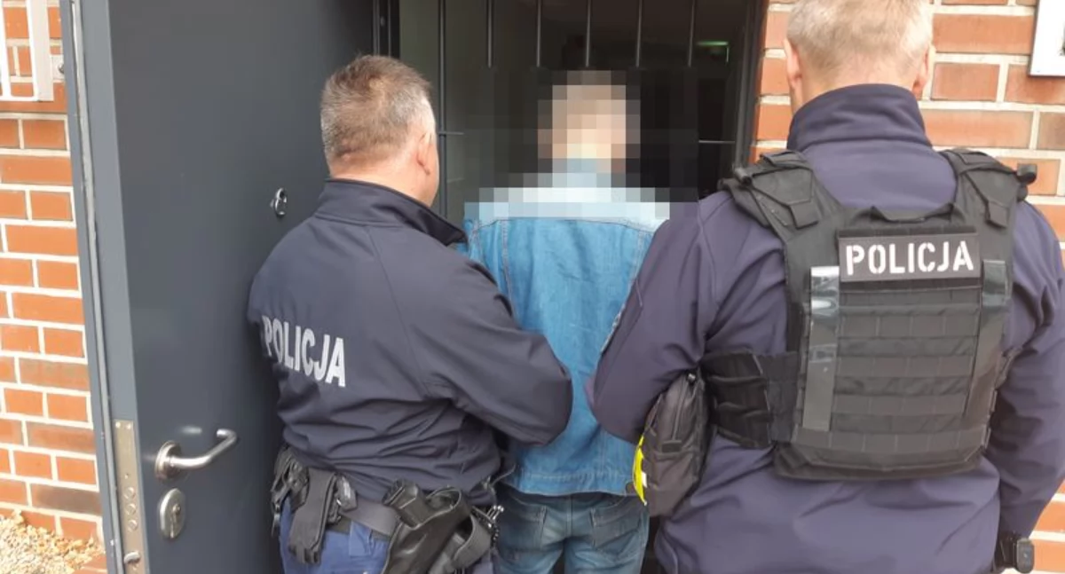 Interwencje, latek zaatakował żonę został zatrzymany przez oleśnickich policjantów - zdjęcie, fotografia