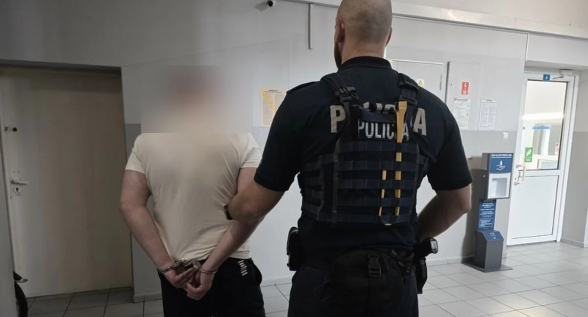 Interwencje, Podszywali analityków finansowych Dwóch oszustów zatrzymanych przez lubińskich policjantów - zdjęcie, fotografia