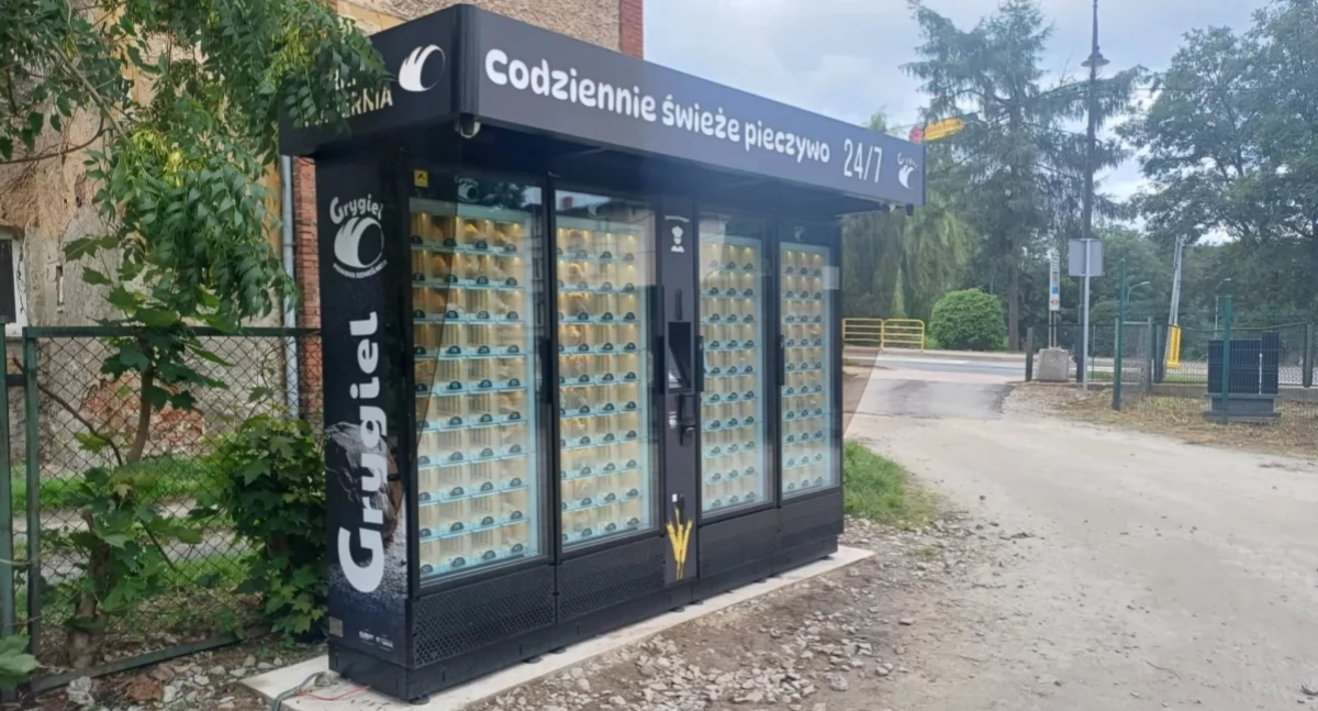 24wroclaw, Chleb każdej porze Bolków największy świecie chlebomat - zdjęcie, fotografia