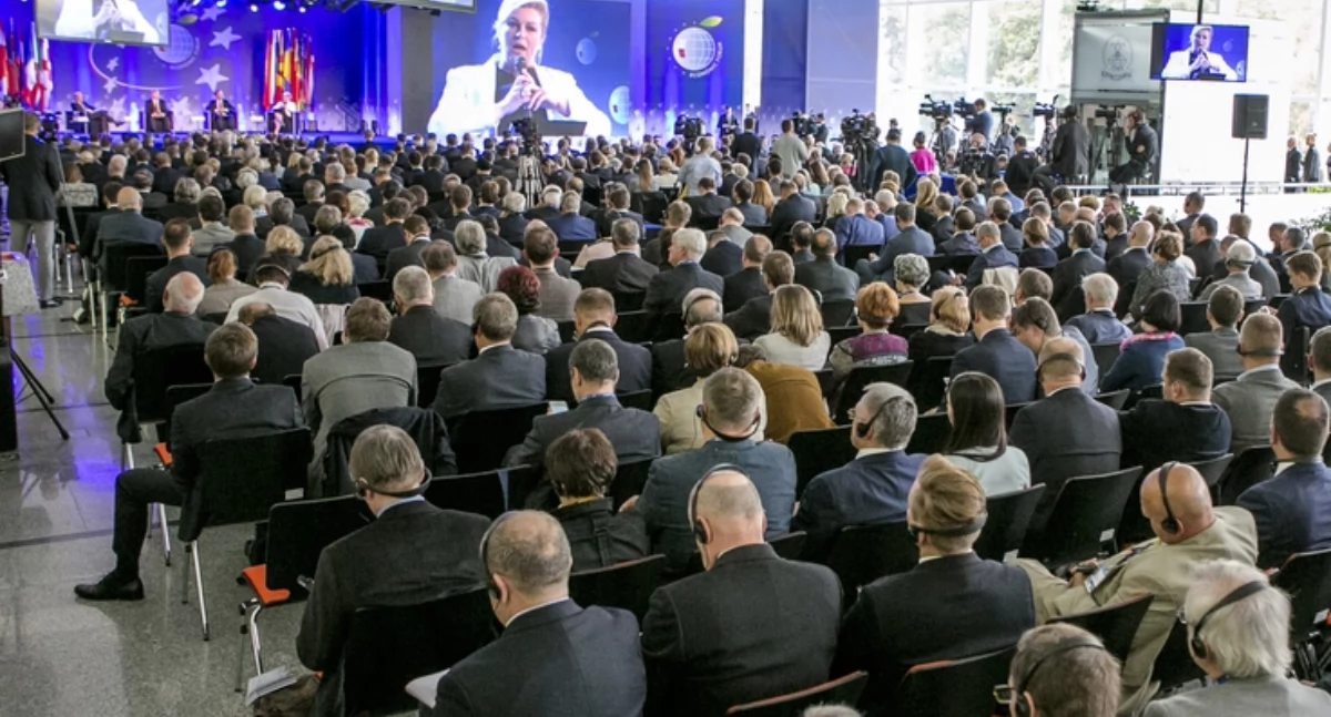 24wroclaw, Karpaczu tylko biznesie Sławosz Uznański Wiśniewski gościem Forum Ekonomicznego - zdjęcie, fotografia