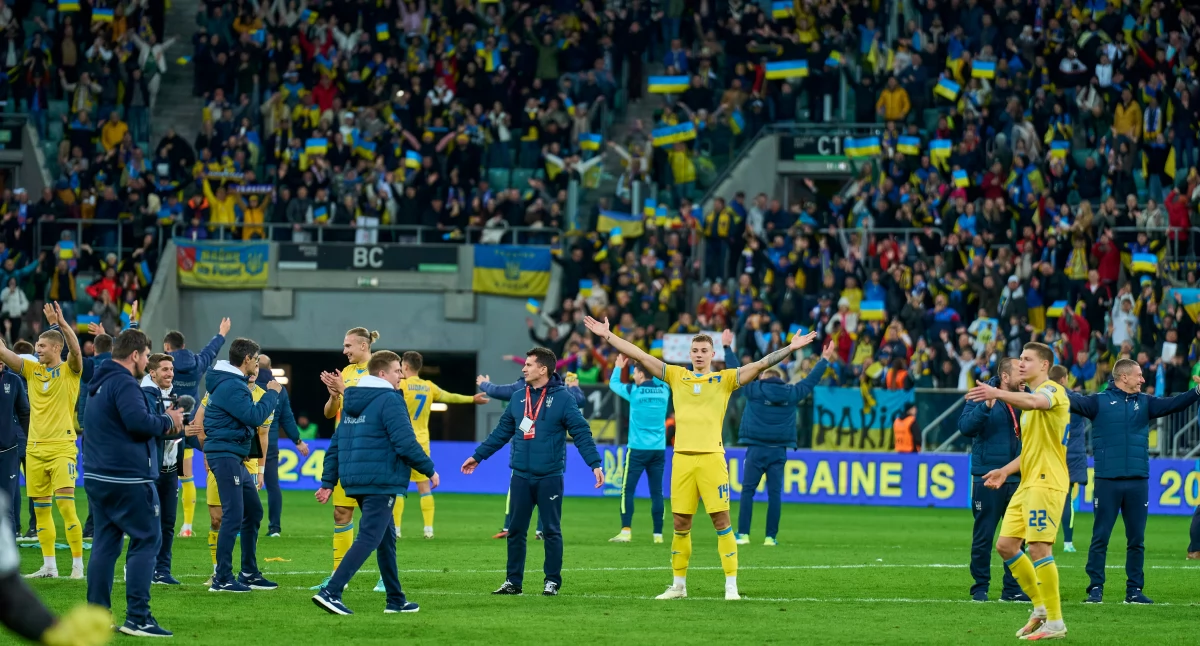 24wroclaw, Eliminacje Mistrzostw Świata Wrocławiu Dodatkowa komunikacja Ukraina Francja - zdjęcie, fotografia
