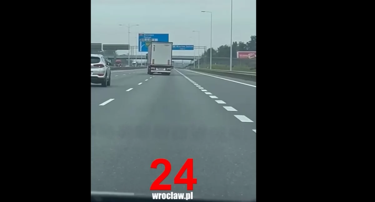 Interwencje, Niebezpieczne manewry ciężarówki Policja otrzymała nagranie - zdjęcie, fotografia