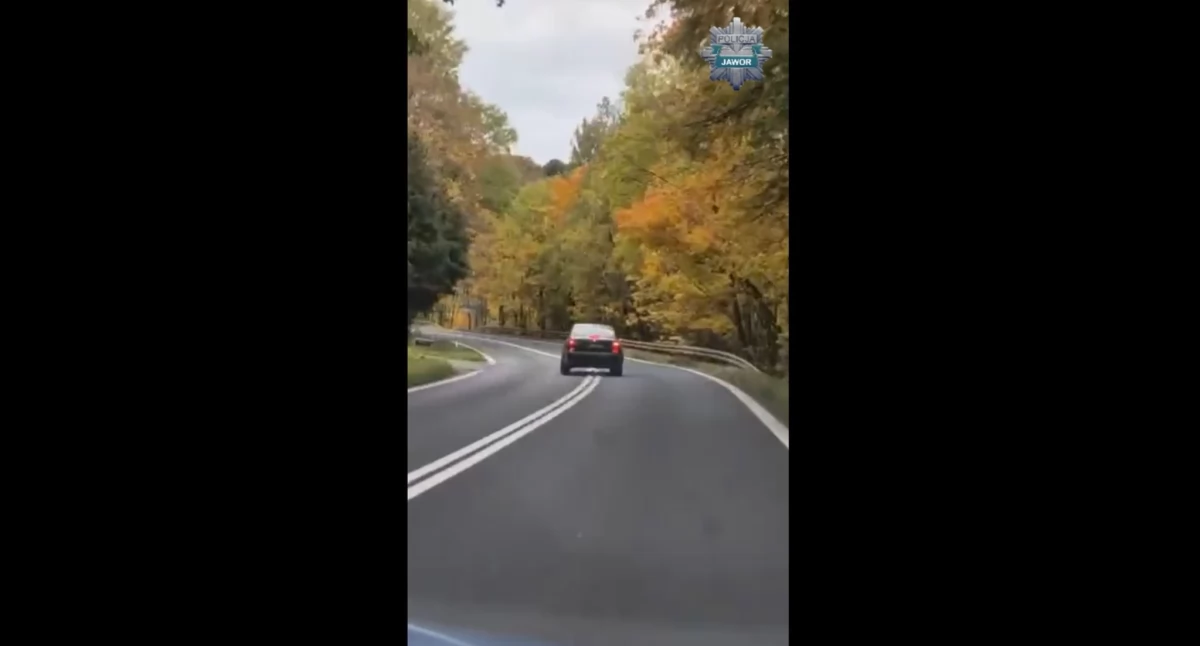 Nie zatrzymał się do kontroli. Był poszukiwany, pod wpływem narkotyków i z cofniętymi uprawnieniami