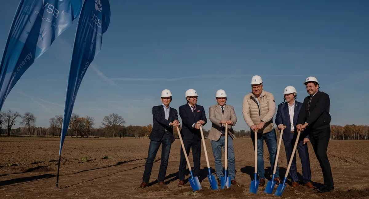 Pod Wrocławiem rusza budowa największego parku hybrydowego w Polsce. Hybrydowy gigant zasili 180 tysięcy domów zieloną energią