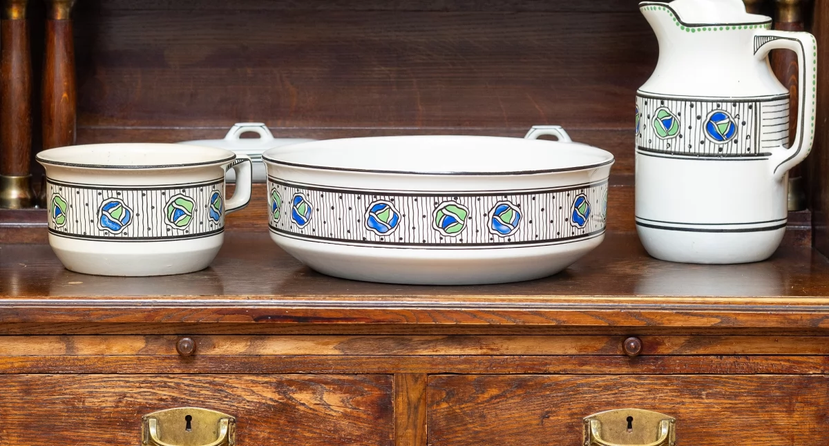 Od tronów po kaczki. Historia toalety w Pałacu Królewskim we Wrocławiu. Niezwykła wystawa, która rozbawi i zaskoczy