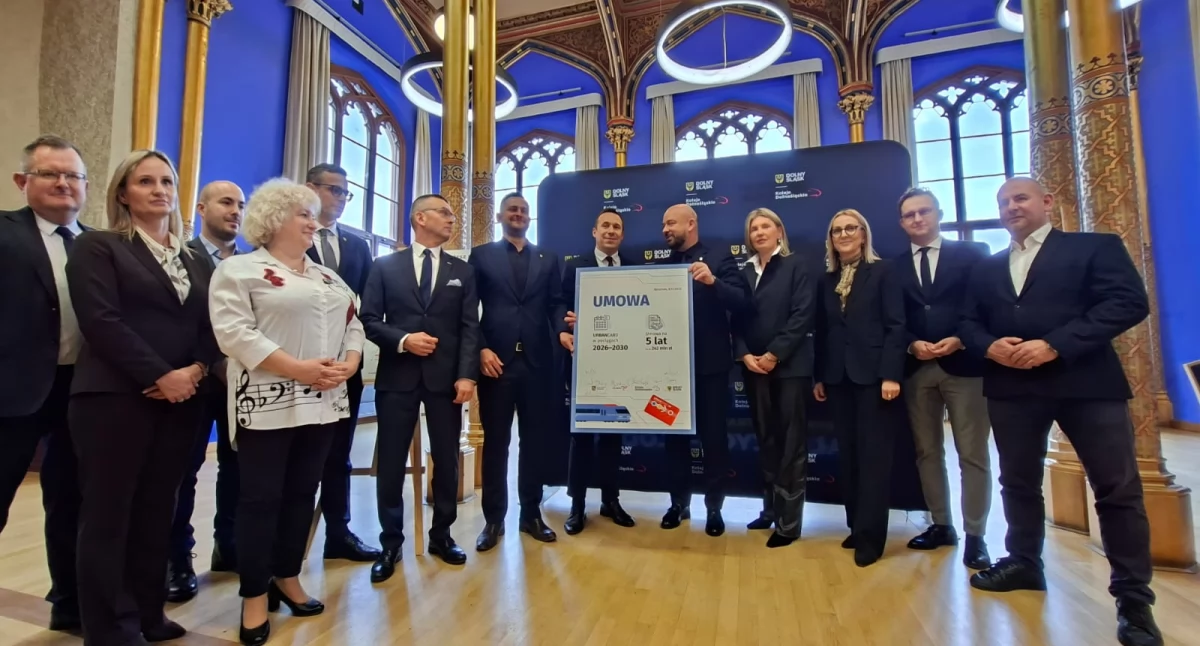 24wroclaw, URBANCARD pociągach Kolei Dolnośląskich Polregio kolejne - zdjęcie, fotografia