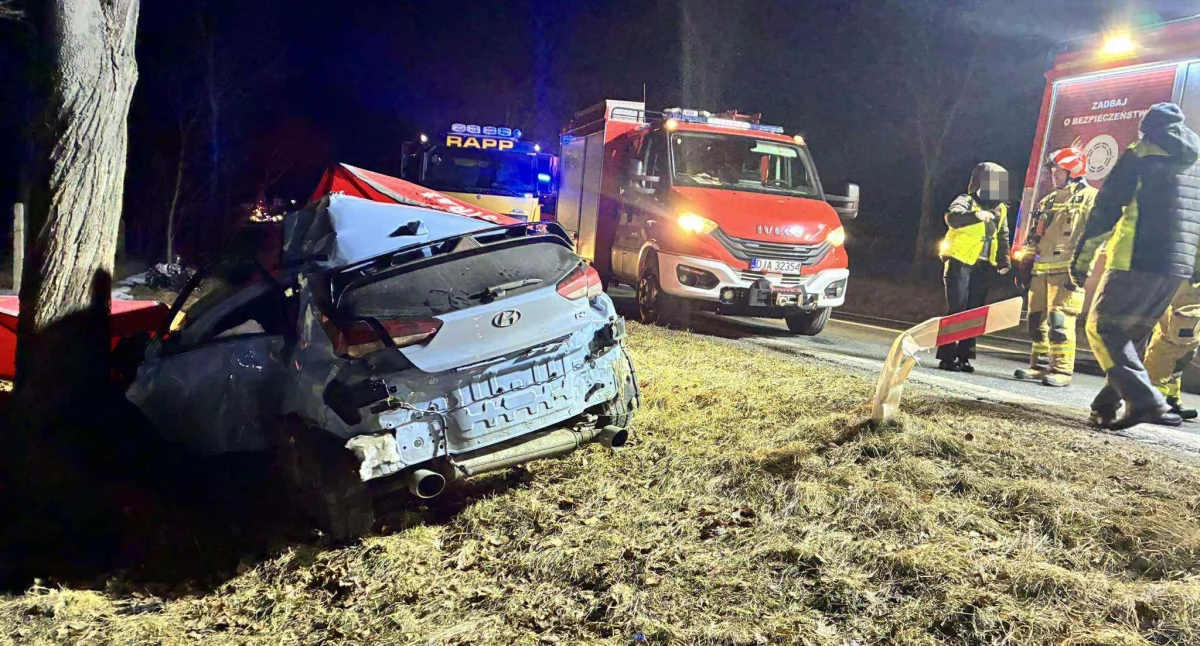    Z ostatniej chwili, Tragiczny wypadek rejonie Mysłowa Jedna osoba żyje - zdjęcie, fotografia