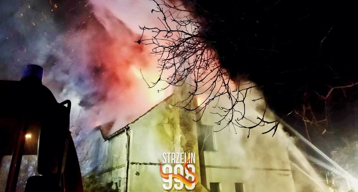  Pożary, Pożar powiecie strzelińskim Ogień objął bliźniaka problemem hydrantów - zdjęcie, fotografia