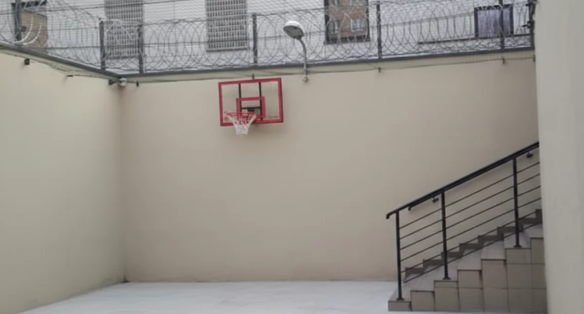 Interwencje, letni sprawca serii kradzieży sklepowych Legnicy Decyzją sądu trafił schroniska nieletnich - zdjęcie, fotografia