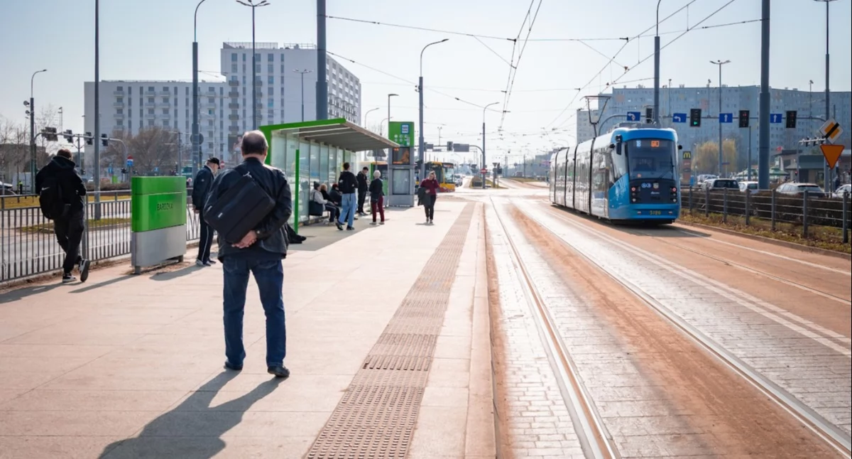 Komunikacja, Bardzka przebudowie Autobusy przyspieszą dzięki wydzielonej trasie - zdjęcie, fotografia