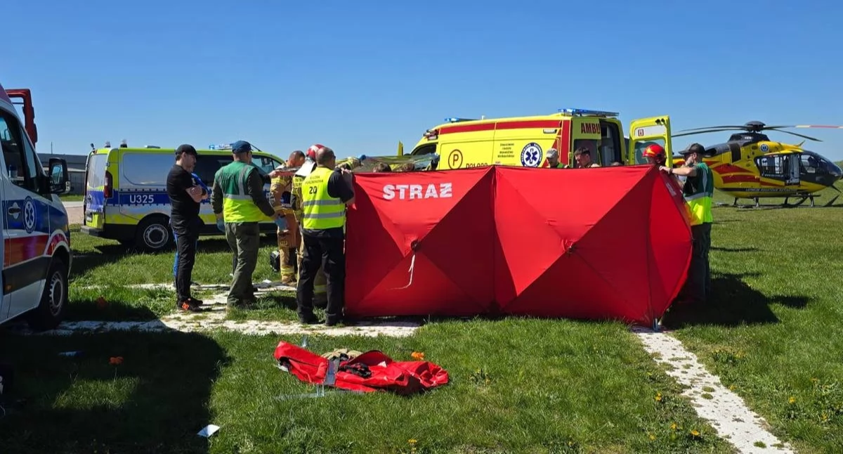 Interwencje, Tragiczny wypadek podczas skoku spadochronowego Lesznie żyje letni mieszkaniec powiatu wrocławskiego - zdjęcie, fotografia