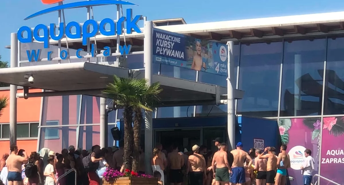 Ewakuacja Aquaparku Wrocław. Zadymienie w strefie saun, obiekt czasowo zamknięty
