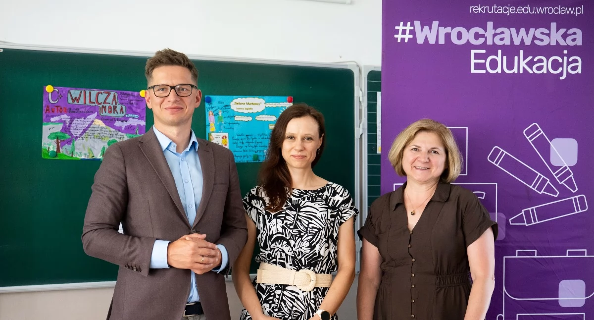 Edukacja, Wrocławska szkoła jedyna Polsce pełną ścieżką International Baccalaureate Uczniowie uczą według światowych standardów - zdjęcie, fotografia