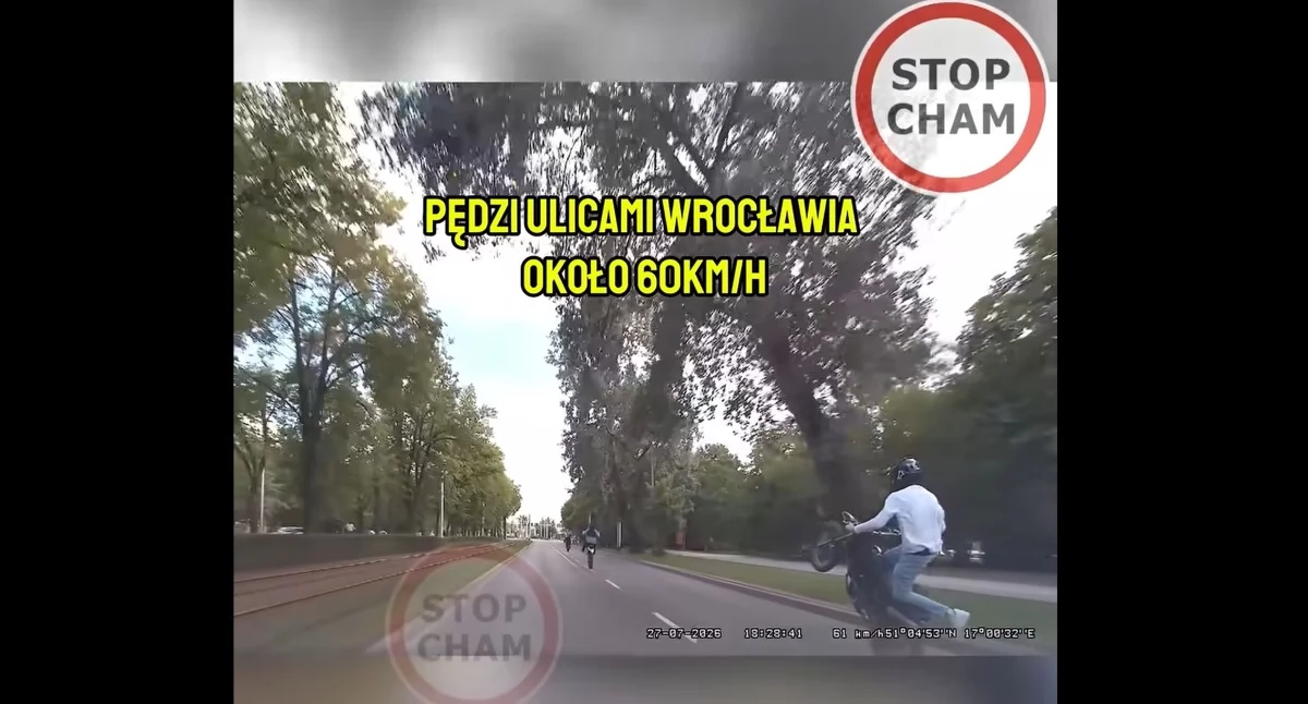 Dziki rajd crossami po Wrocławiu. Młodzi kierujący zadrwili z przepisów i bezpieczeństwa. Nagranie obiegło internet