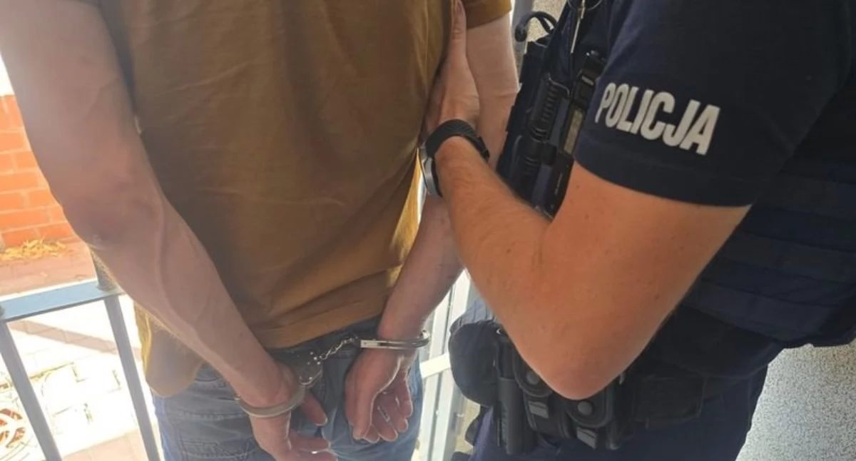 MIAŁ 2,8 PROMILA I SIADŁ ZA KIEROWNICĘ CIĘŻARÓWKI. JECHAŁ ZYGZAKIEM PO S8, A OBOK SIEDZIAŁ RÓWNIE PIJANY PASAŻER