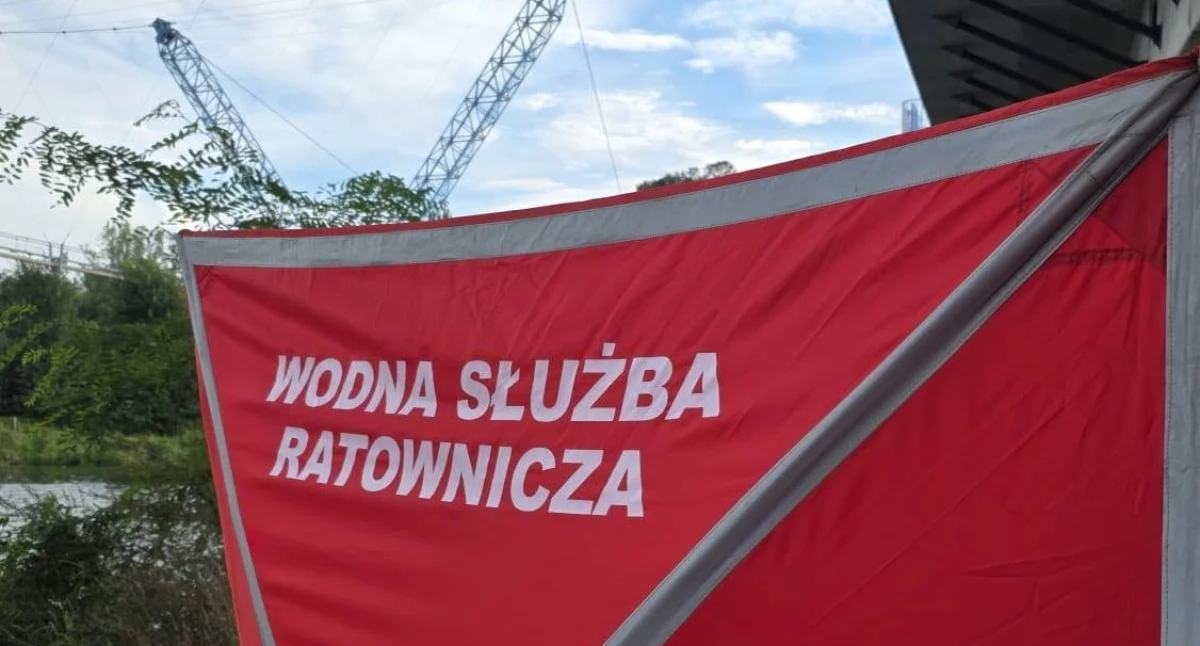 Tragiczne odkrycie pod Mostem Olimpijskim. Z wody wyłowiono ciało 23-latka