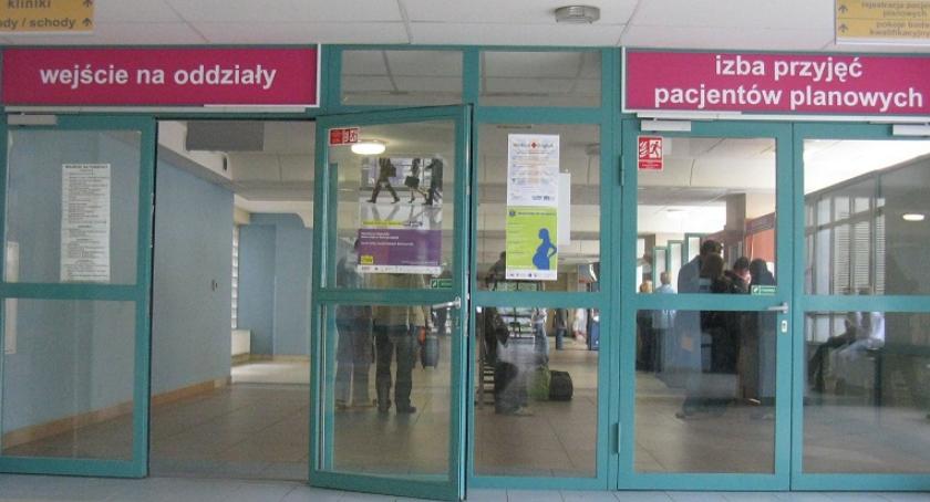 Wirus świńskiej grypy zabija. We Wrocławiu zmarła kobieta zarażona wirusem AH1N1