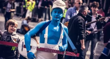 Wystawa kultowych gitar w sercu Wrocławia. Można ją zobaczyć tylko podczas Gitarowego Rekordu Świata!