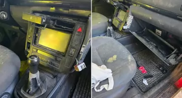 Rodzice Antosia odzyskali synka, ale ktoś zniszczył auto jego babci. To był jedyny samochód w rodzinie. Pomoc przyszła błyskawicznie