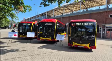 Dwa pikniki, które połączą miasto. Wśród atrakcji zabytkowe i nowoczesne pojazdy, drony i spotkania z zawodnikami wrocławskich klubów