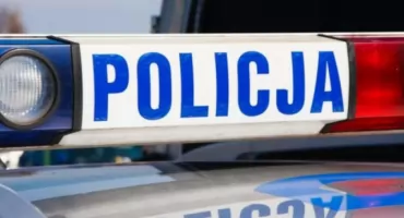 Włamywali się do mieszkań na wynajem i spędzali tam noce. Na akcje zabierali swoje 4-letnie dziecko