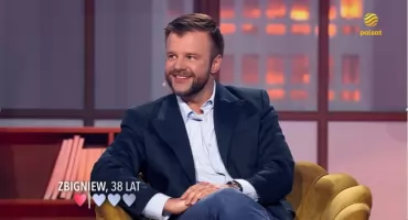 38-letni urzędnik z Wrocławia podbił serca widzów! Zbigniew na „Randce w ciemno” pojawił się z mamą i… pasją do tanga