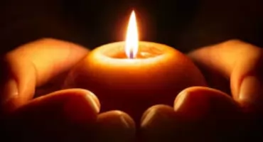 Tragedia przed marketem w Oławie. Mężczyzna zmarł mimo reanimacji