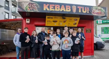 Bruno i ekipa wszamali kebsa z Jackiem Sutrykiem. Wrocławska Klecina w akcji viralowego wyzwania