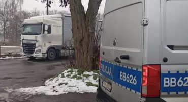 Nietrzeźwy kierowca TIR-a z Ukrainy zatrzymany w Bolesławcu. Ekspresowy wyrok i procedura wydalenia