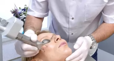 „SkinSpan”: nowa mapa długowieczności skóry i trzy linie interwencji w medycynie estetycznej. Jak nowoczesne technologie laserowe zmieniają przyszłość anti-agingu?